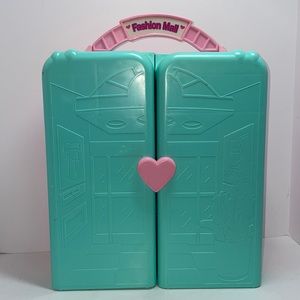 Fashion Mall Playset For Barbie sized Dolls. Vintage Rare Hard To Find Toy